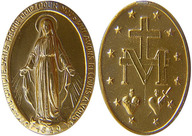 Front and reverse of the Miraculous Medal, showing Our Lady, the cross and the two Hearts