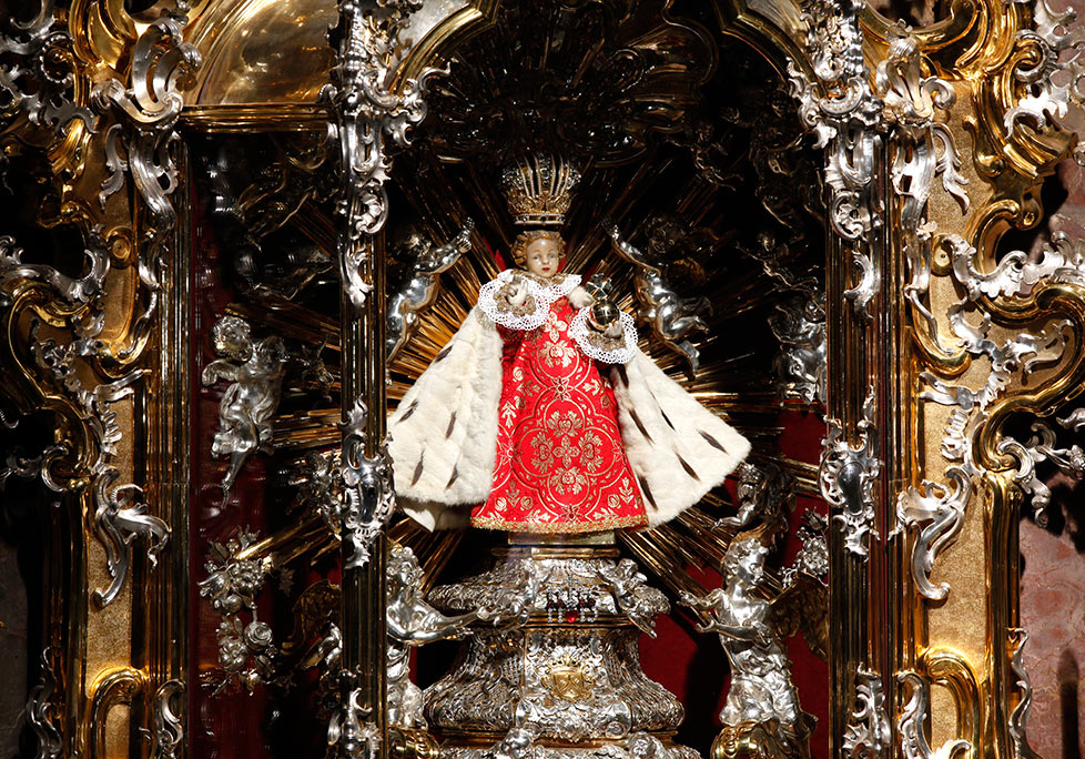 Original statue of the Infant Jesus of Prague