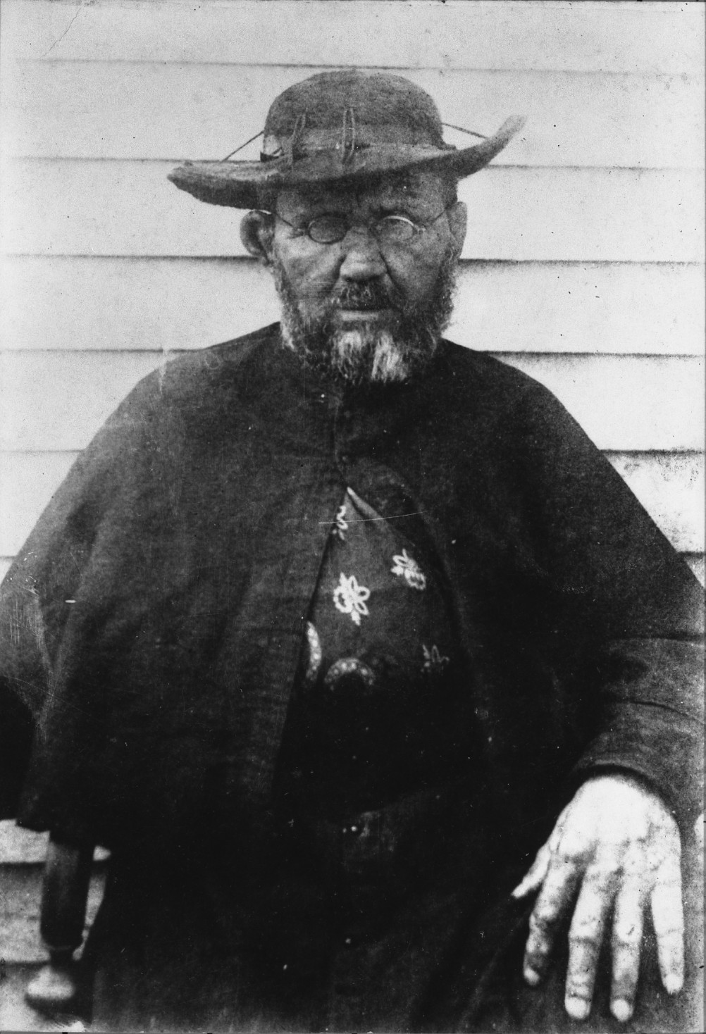 Historic portrait photograph of Saint Damien de Veuster